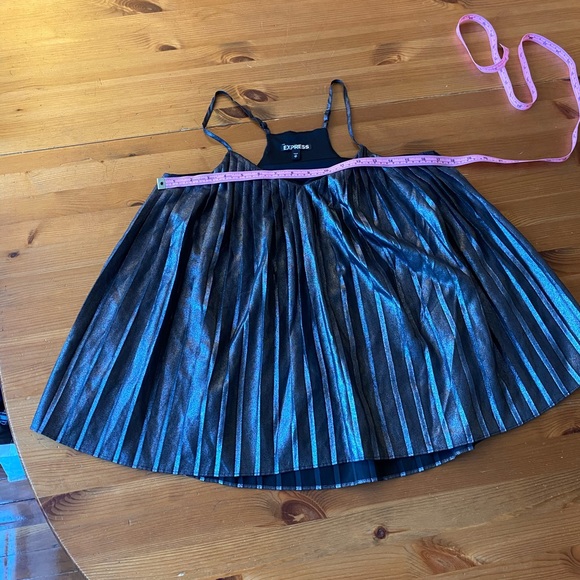 Express Top - Picture 5 of 7